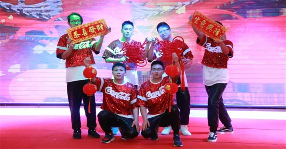 節(jié)目表演1